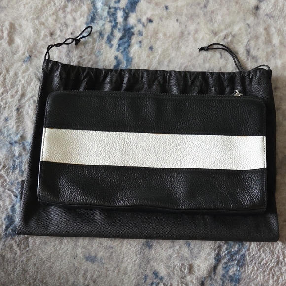 Bodhi Black and White Clutch - Picture 3 of 5